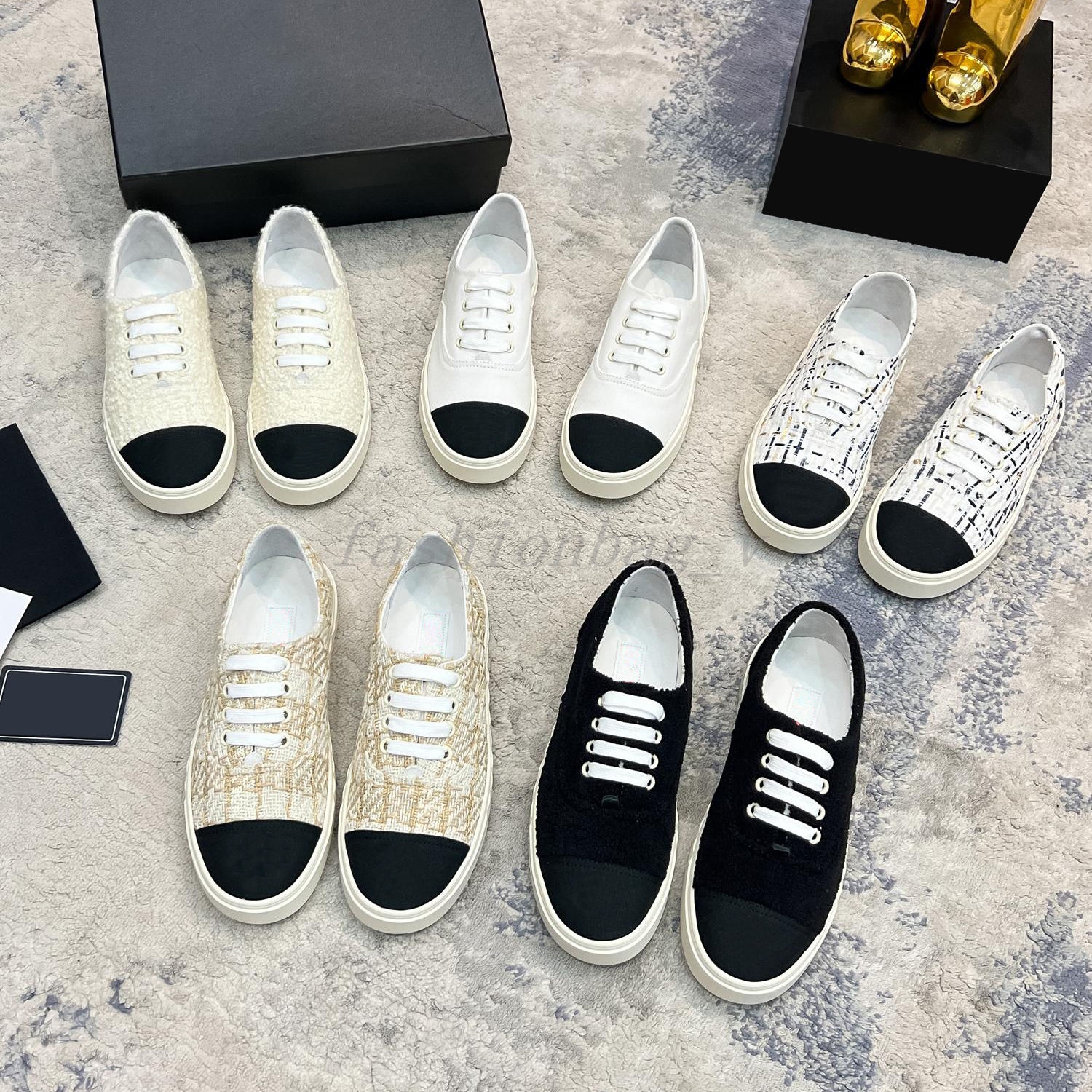 Designer Casual Shoes Women Sneakers Flat Bottomed Outdoor Sports Shoes Woven Upper Classic Versatile Design Classic Soft Sole Shoe
Designer Casual Shoes Women Sneakers Flat Bottomed Outdoor Sports Shoes Woven Upper Classic Versatile Design Classic Soft Sole Shoe
