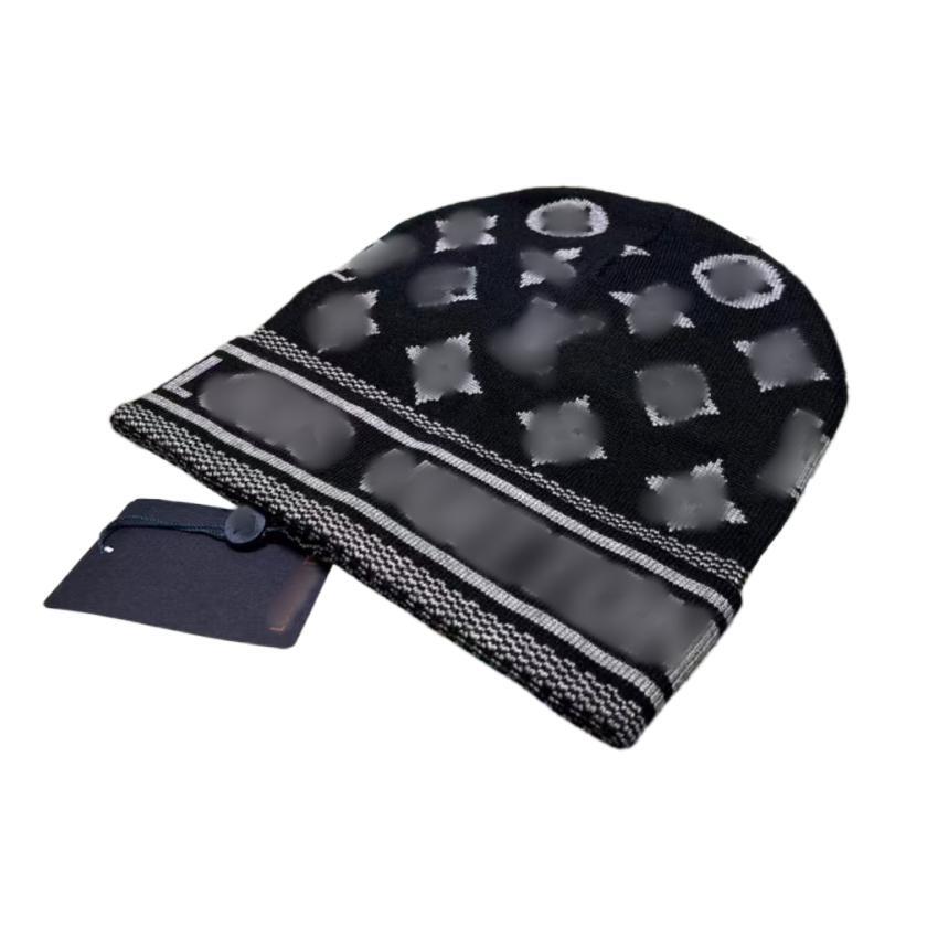Knitted hat Beanie Skull Caps brand Designer winter outdoor hats for women and men