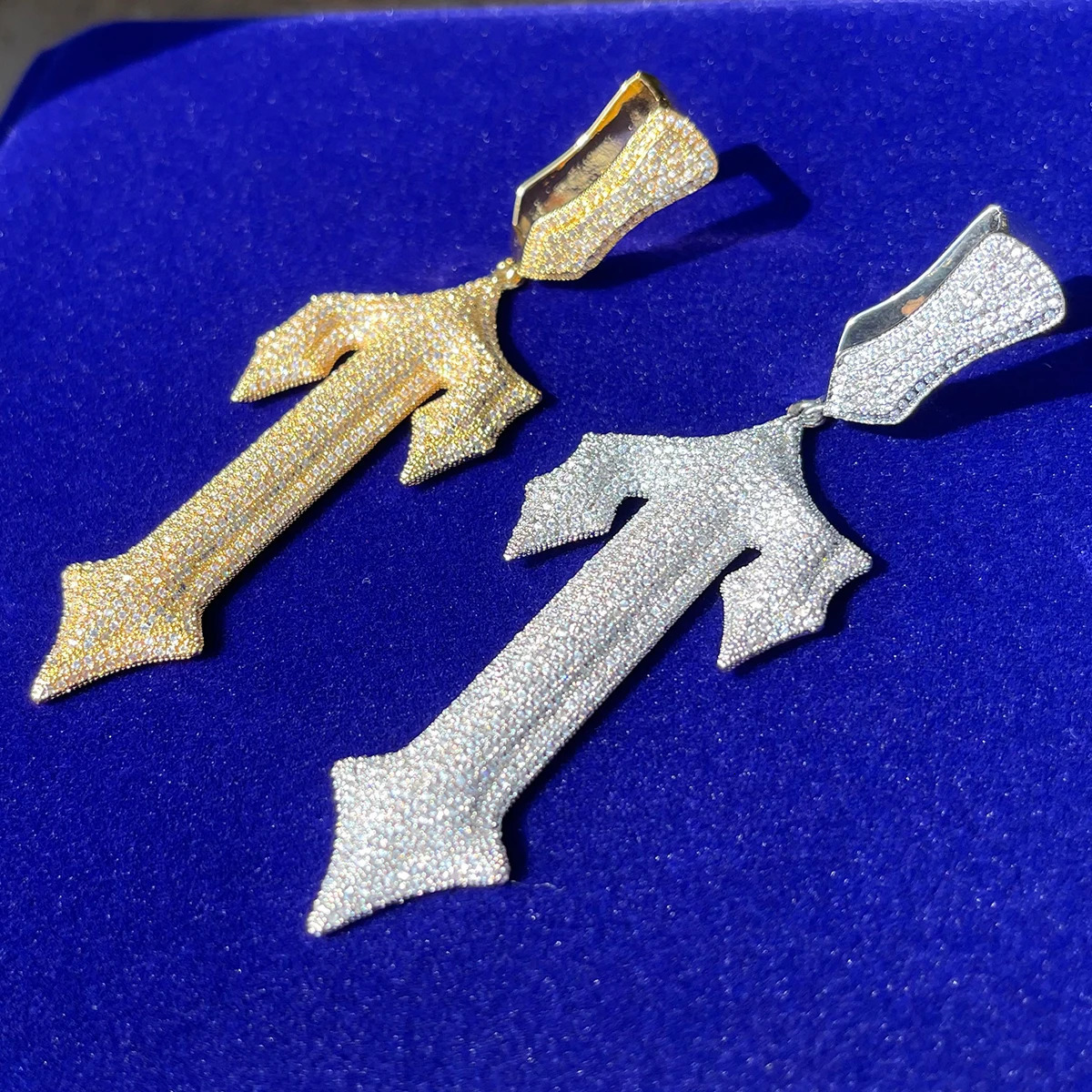 Chokers Bubble Letter Iced Out Pendant Prong Setting Trap Rapper Star Necklace for Men Real Gold Plated Solid Back Rock Street Jewelry 231124
