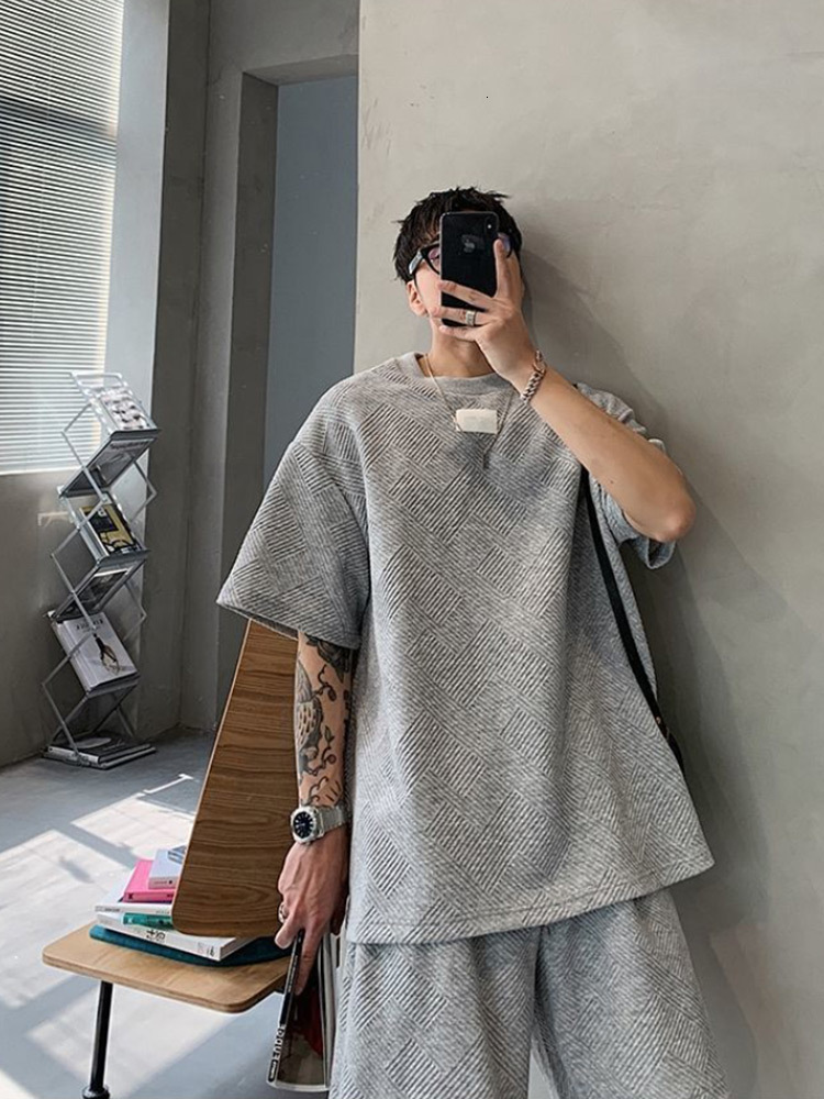 Men's Tracksuits Gmiixder Summer Casual Short-sleeved Suit Men Textured T-shirt Simple Shorts Two-piece Suit Unisex Hip Hop Tracksuit 230424