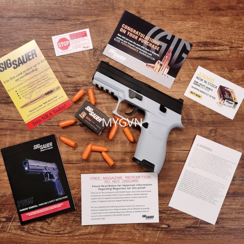 Slg Sauer P250 Shell Ejecting Model Soft Bullets Ejected Manual Can Not Shoot Launcher EDC TOY Collection Prop Adult Chi