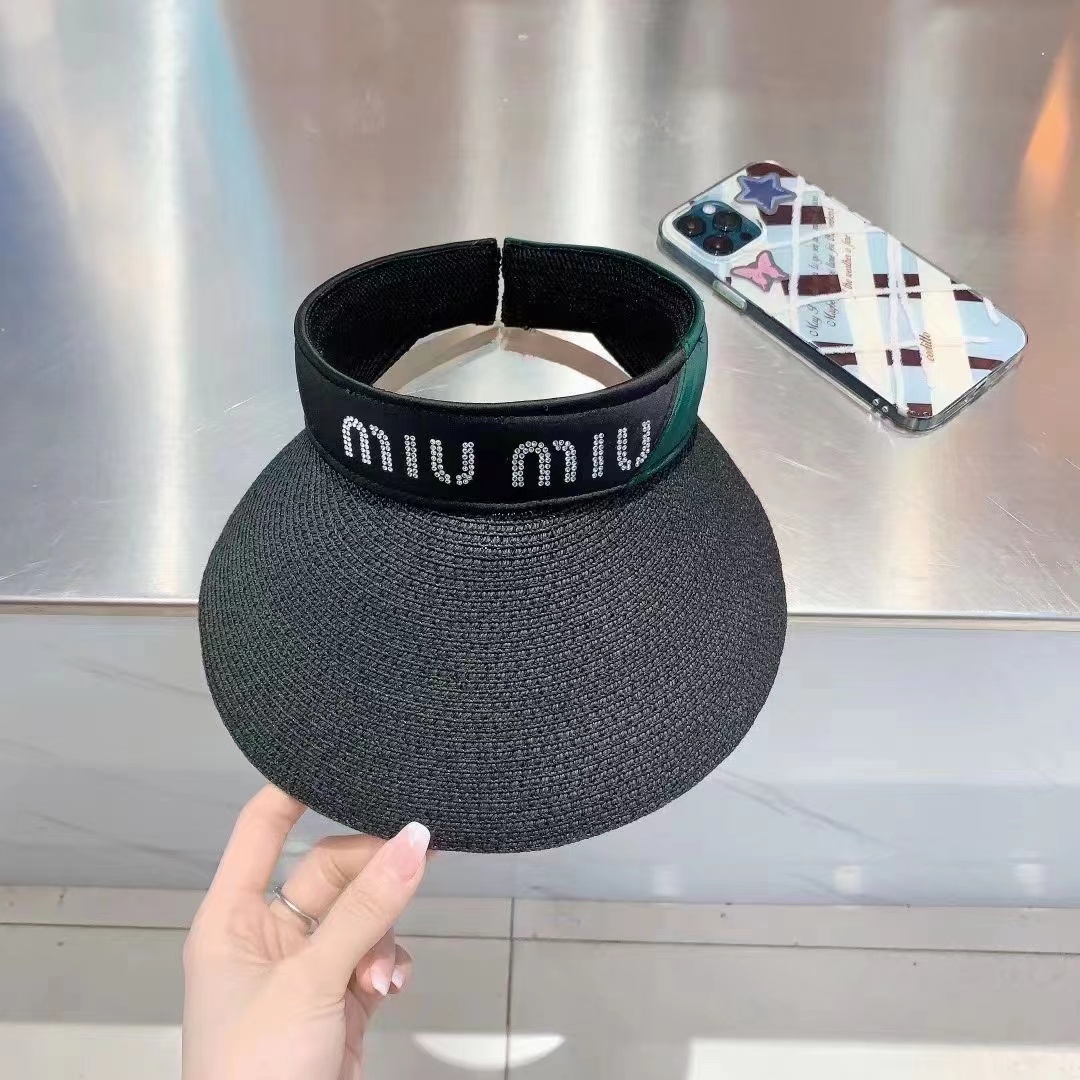 Empty top miu sun protection hat for women, face protection, UV protection letter sun protection hat, imitation straw woven anti seaside vacation sun hat, Khaki
Empty top miu sun protection hat for women, face protection, UV protection letter sun protection hat, imitation straw woven anti seaside vacation sun hat, Khaki