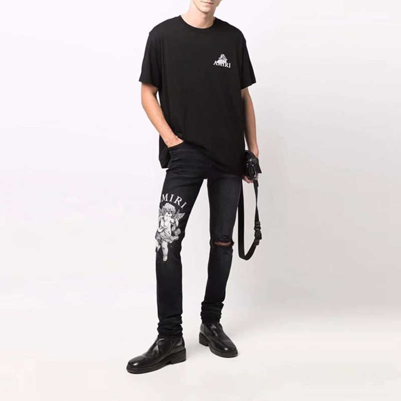Designer Clothing Luxury Casual Fashion Denim Pants Amiiri Trendy Brand Washed Torn Hole Printed High Street Versatile Jeans for Mens Pants Distressed Ripped Skinn, Light blue
Designer Clothing Luxury Casual Fashion Denim Pants Amiiri Trendy Brand Washed Torn Hole Printed High Street Versatile Jeans for Mens Pants Distressed Ripped Skinn, Light blue