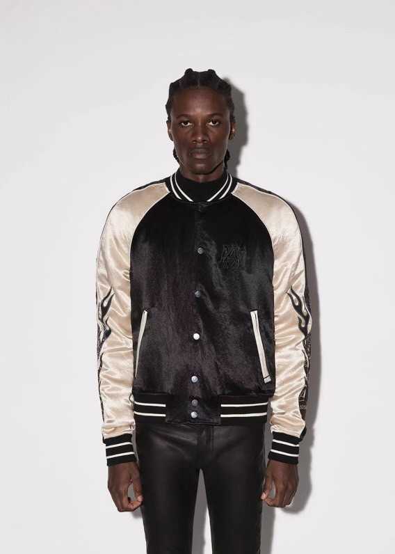 Designer Clothing Casual Coats Amiiri 2023 Spring Autumn New Silk Thin Single Breasted Contrast Sport Casual Fashion Coat Jacket Denim Outerwear windbreaker, Shipping fee 
Designer Clothing Casual Coats Amiiri 2023 Spring Autumn New Silk Thin Single Breasted Contrast Sport Casual Fashion Coat Jacket Denim Outerwear windbreaker, Shipping fee