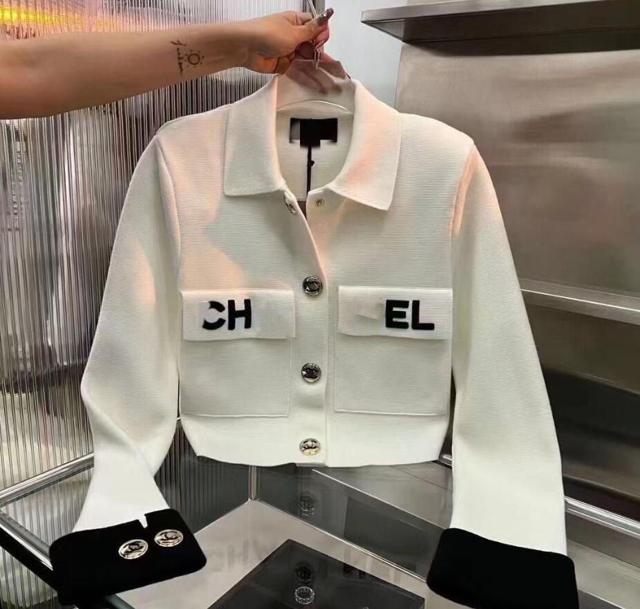 2023ss Designer Women's Jackets Top Quality lapel Polo Fashion Chest Pocket slim fit white Embroidery Printed Metal Buckle Knitted Long-sleeved Cardigan Jackets