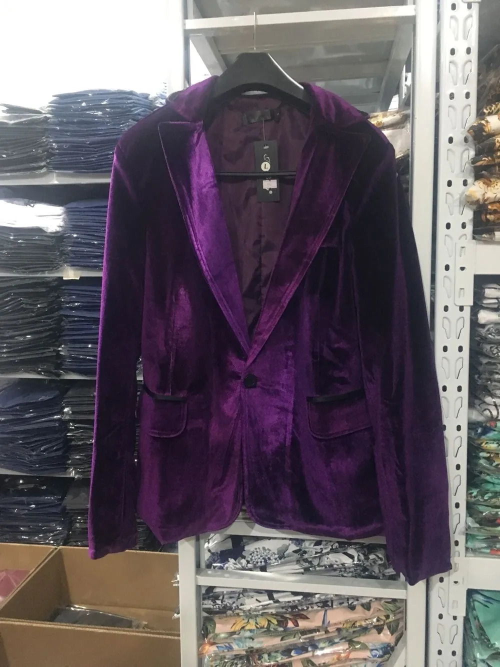 Mens Suits Blazers Shiny Purple One Button Velvet Blazer Jacket Men Spring Slim Fit Club Party Wedding Dress Male Masculino 231123