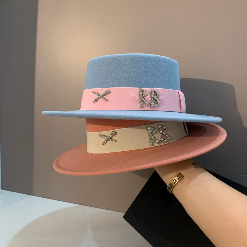 British Style Wide Brim Hats Chic Rhinestone RB Top Hat Fashion Ladies Flat-top Cap, White
British Style Wide Brim Hats Chic Rhinestone RB Top Hat Fashion Ladies Flat-top Cap, White