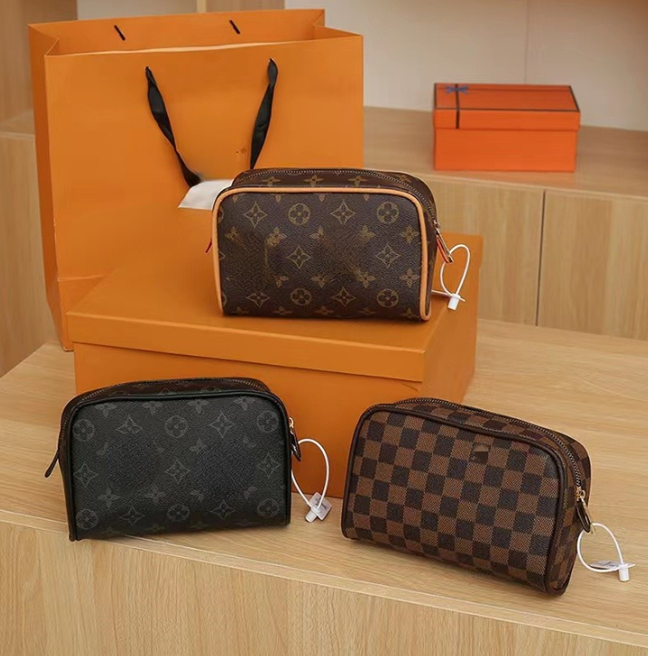 Fashion Cosmetic Bag Spring New Large Capacity Unisex Mobile Phone Bag Cosmetic Bag Toiletry Traveling Storage Bags, 20*13*7cm
Fashion Cosmetic Bag Spring New Large Capacity Unisex Mobile Phone Bag Cosmetic Bag Toiletry Traveling Storage Bags, 20*13*7cm