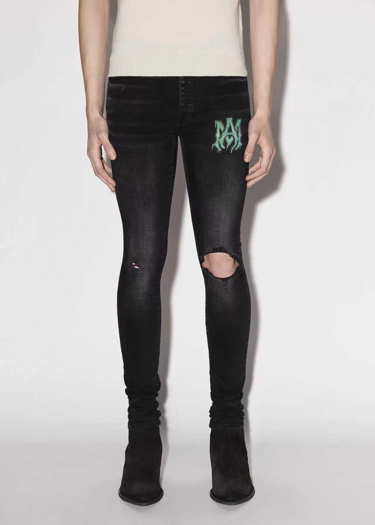 Designer Clothing Luxury Casual Fashion Denim Pants Amiiri High Street Single Knee Broken Letter Wash Elastic Slim Fit Mens Jeans Fashion Distressed Ripped Skinny M, Black
Designer Clothing Luxury Casual Fashion Denim Pants Amiiri High Street Single Knee Broken Letter Wash Elastic Slim Fit Mens Jeans Fashion Distressed Ripped Skinny M, Black