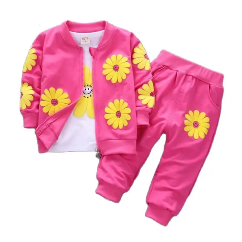Family Matching Outfits 2023 Real Roupas Infantis Children s Garment Spring And Autumn Girl Pure Cotton Printing Three piece Child Suit 0 4y 231124