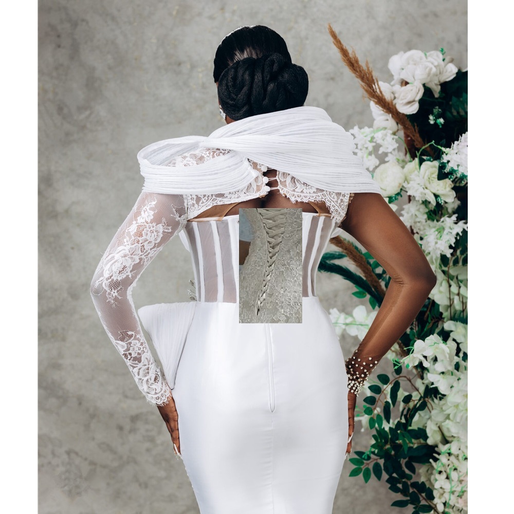 Vintage Long Sleeves Mermaid Wedding Dresses Appliqued Lace Button Tiered Ruffles Back Short Bridal Gowns Robe de Mariage