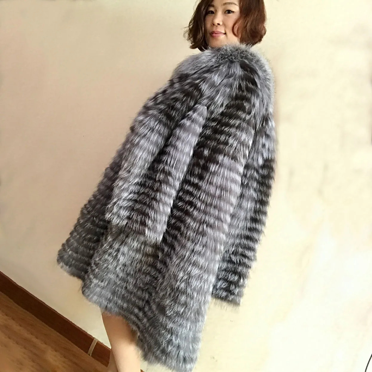 Women's Fur Faux Fur pure natural silver fox hair ladies coat winter women's warm long-sleeved shirt round neck coat 231123