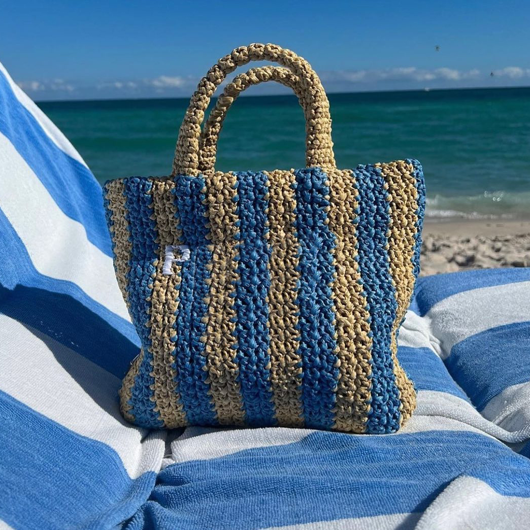 Fashion Raffia prad triangle Beach Bags Womens Straw weave stripe Linen handbag Shoulder clutch crossbody summer bag Luxury Designer 3piece chain travel tote bags, 2-pink stripes
Fashion Raffia prad triangle Beach Bags Womens Straw weave stripe Linen handbag Shoulder clutch crossbody summer bag Luxury Designer 3piece chain travel tote bags, 2-pink stripes
