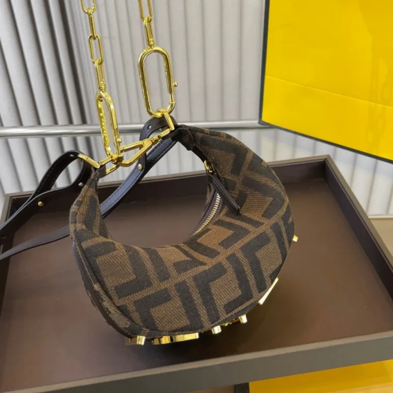 Designer Crescent Bags Mini Half Moon Shouder Bag Letters F Nano Handbags Women Chain Crossbody Bag Genuine Leather Underarm Tote Wallet Purse 2304253D, F1
Designer Crescent Bags Mini Half Moon Shouder Bag Letters F Nano Handbags Women Chain Crossbody Bag Genuine Leather Underarm Tote Wallet Purse 2304253D, F1