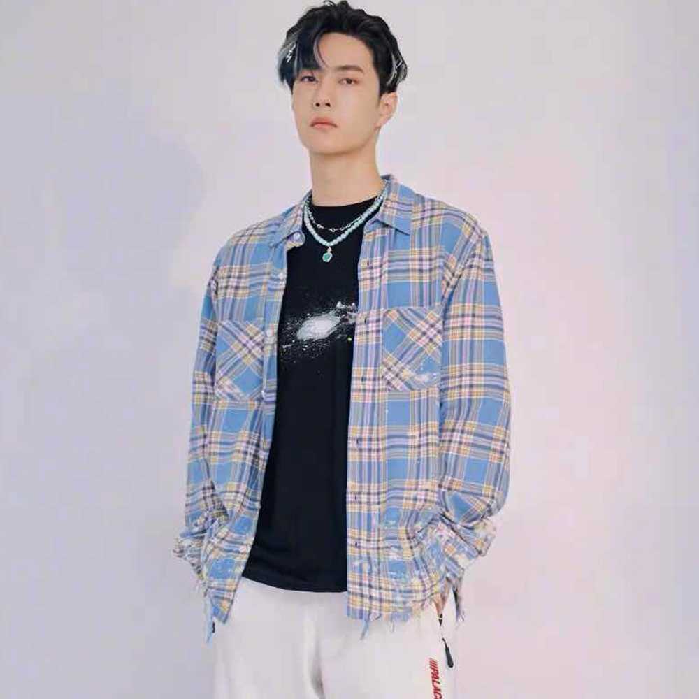 Designer Clothing Luxury Fashion Casual Shirts Trend Brand Amiiri Plaid Letter Embroidery Splash Ink Old Tassel Long Sleeved Shirt for Men Women Streetwear Rock Hip, Shipping fee
Designer Clothing Luxury Fashion Casual Shirts Trend Brand Amiiri Plaid Letter Embroidery Splash Ink Old Tassel Long Sleeved Shirt for Men Women Streetwear Rock Hip, Shipping fee