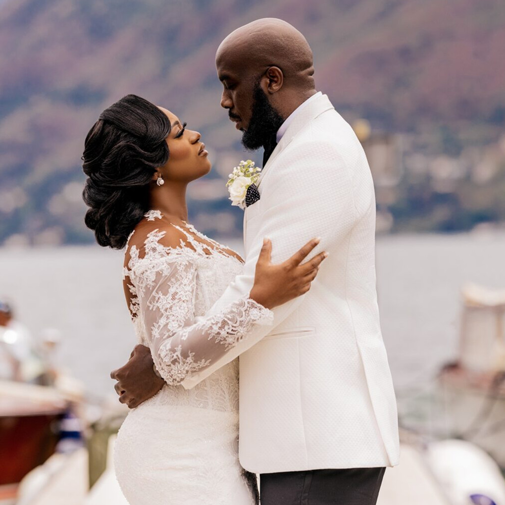 African Arabic Charming Mermaid Wedding Dresses Lace Appliques Crystal Beading Cap Sleeves Chapel Train Formal Bridal Gowns Plus Size