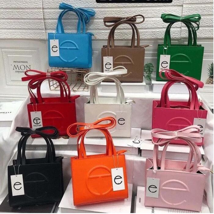 Telfars tote bag TC designer Bag shopping bag Luxury Bushwick Birkin Bag Handbag Classic Clutch Fashion It Bag designer Totes, Outer packing bag
Telfars tote bag TC designer Bag shopping bag Luxury Bushwick Birkin Bag Handbag Classic Clutch Fashion It Bag designer Totes, Outer packing bag