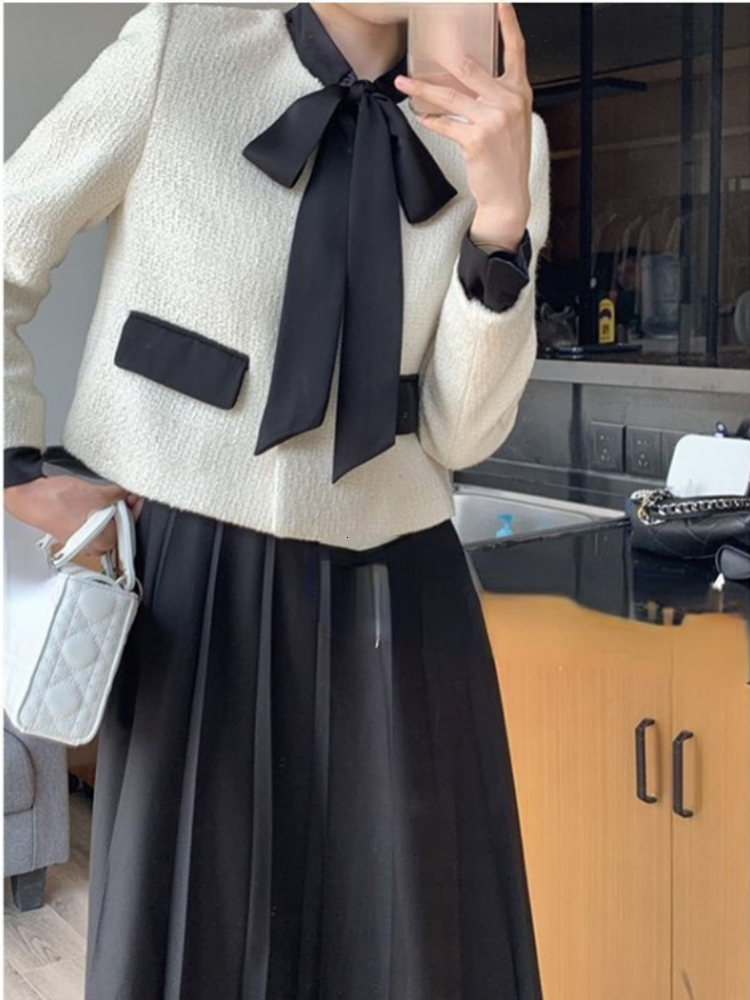 Women's Jackets Y2k Elegant Loose Women's Crop Coat Autumn O-Neck Cute Bow Patch Work Women's Contrast Color Matching Sweet tweed Jacke