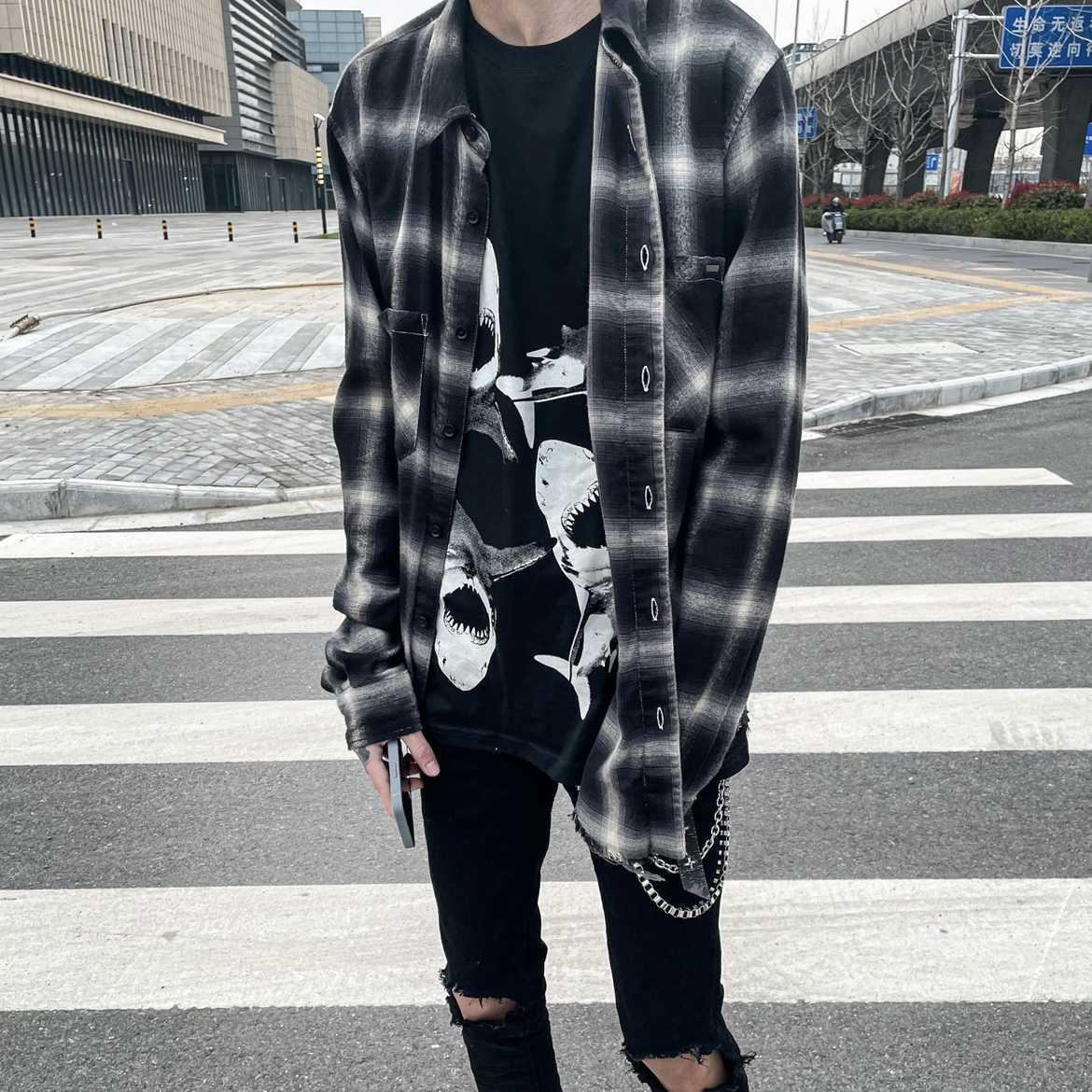 

Designer Fashion Clothing Tees Tshirt Taiyi's Independent Amiiri Shark Short Sleeved High Street Style Is Freely Compared to the Market's Discounted Version, Black