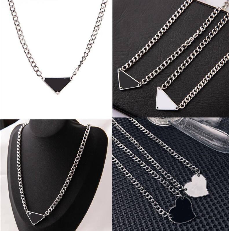 Black White 4color Triangle Letter Necklaces Designer Luxury Brand Statement Jewelry Titanium Steel Pendant Necklace Chain Men Women Unisex Gift
Black White 4color Triangle Letter Necklaces Designer Luxury Brand Statement Jewelry Titanium Steel Pendant Necklace Chain Men Women Unisex Gift