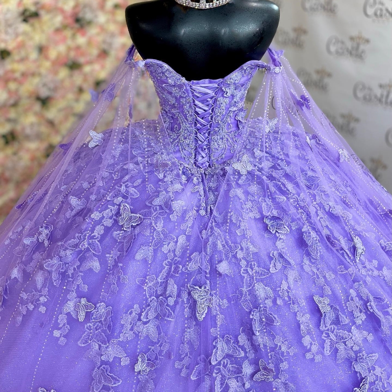 Lavender Shiny V-Neck Ball Gown Quinceanera Dresses Spaghetti Strap Appliques Lace Bow Beads With Cape Vestido De 15 Anos Sweet 16 Dress