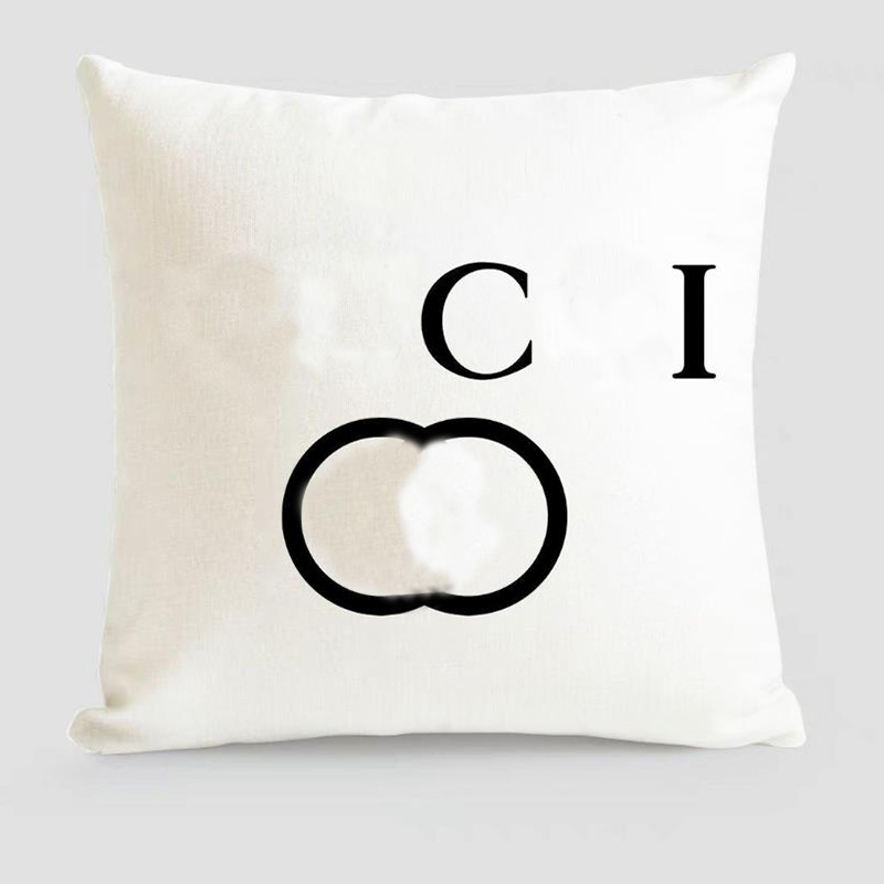 2023 Designer Throwing pillow Cartoon coussin bag Cover Bedroom Headrest cushion Sofa Cushions Office Nap Pillows Waist Pillow D2304254S
2023 Designer Throwing pillow Cartoon coussin bag Cover Bedroom Headrest cushion Sofa Cushions Office Nap Pillows Waist Pillow D2304254S