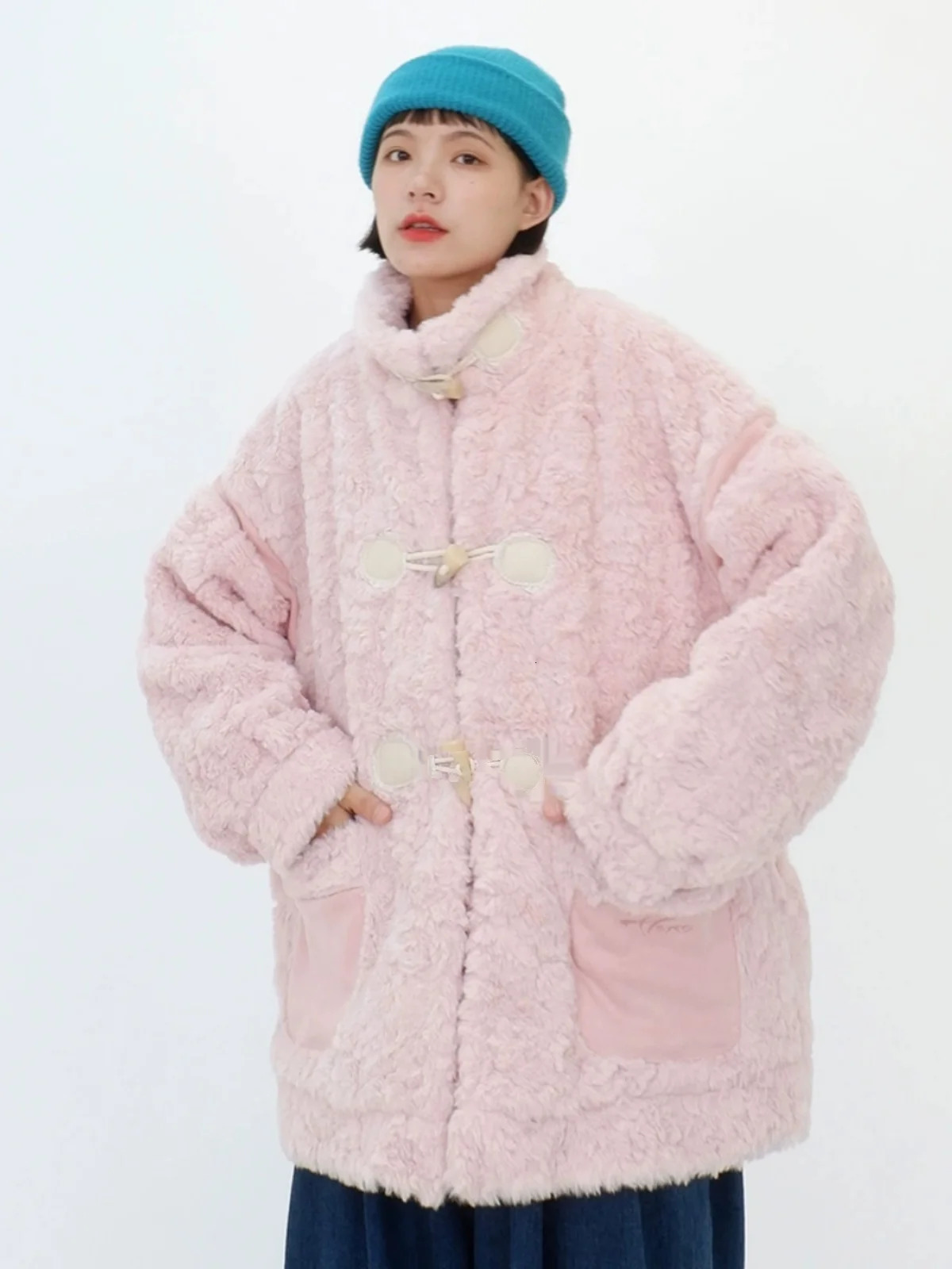 Women's Down Parkas Soft Glutinous Cow Horn Button Lamb Wool Cotton Coat for 2023 Winter Loose bf Lazy Style Thickened Jackets 231124