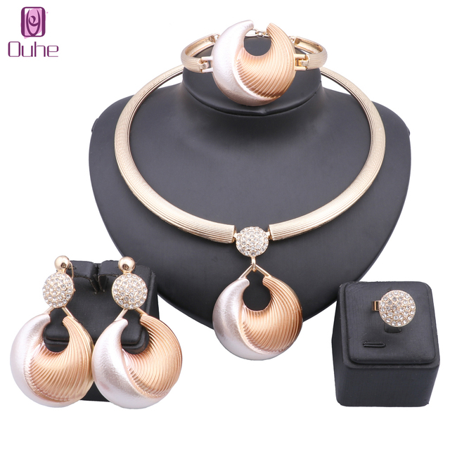 Dubai Gold Color Crystal Jewelry Sets For Women Colorful Necklace Earrings Ring Bangle Gift Set For Wedding Party
Dubai Gold Color Crystal Jewelry Sets For Women Colorful Necklace Earrings Ring Bangle Gift Set For Wedding Party