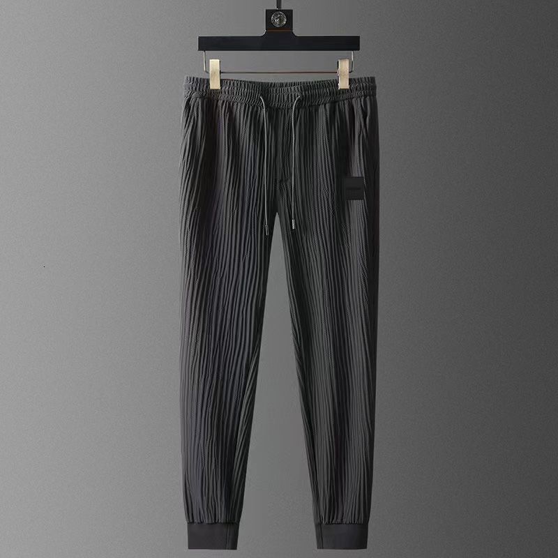 Men's Tracksuits Summer Loose Two Piece Set Men's Short-sleeved T-shirt Drawstring Pants Korean Wrinkle Sports Casual Suit Trend Men Clothes