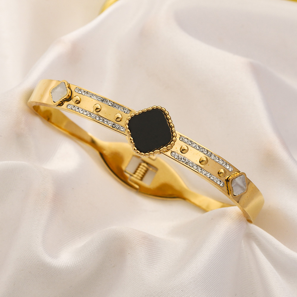 Premium Love Bracelet 18k Gold Bangle Luxury Fashion Letter Steel Stamp Bracelet Designer Jewelry Accessories Wedding Party
Premium Love Bracelet 18k Gold Bangle Luxury Fashion Letter Steel Stamp Bracelet Designer Jewelry Accessories Wedding Party