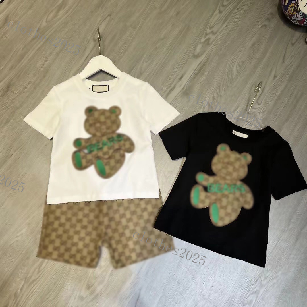 2023 New Designer Kids Clothing Sets Classic Brand Baby Girls Clothes Suits Fashion Letter Skirt Dress Suit Childrens Clothes 2 Colors High Quality AAA black white, 2#
2023 New Designer Kids Clothing Sets Classic Brand Baby Girls Clothes Suits Fashion Letter Skirt Dress Suit Childrens Clothes 2 Colors High Quality AAA black white, 2#