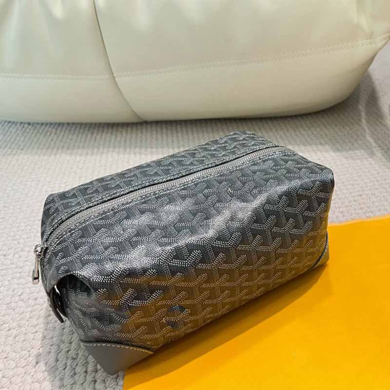 Toiletry bag designer makeup bag Women man black Makeup bag Leather Purse travelling toilet bag luxury Hanging Bathroom Clutch Wash Bag Multifunctional wallet, Yellow
Toiletry bag designer makeup bag Women man black Makeup bag Leather Purse travelling toilet bag luxury Hanging Bathroom Clutch Wash Bag Multifunctional wallet, Yellow