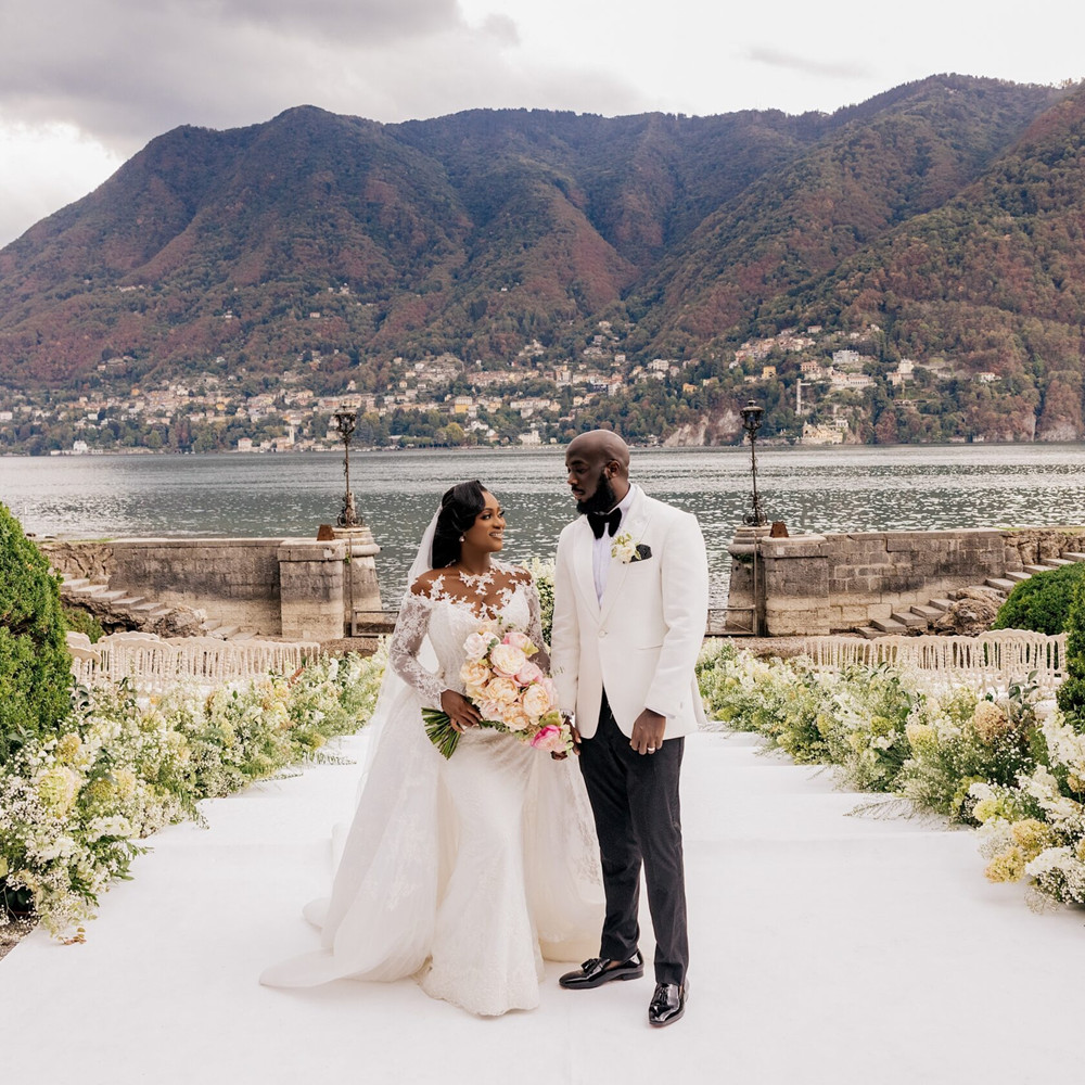 African Arabic Charming Mermaid Wedding Dresses Lace Appliques Crystal Beading Cap Sleeves Chapel Train Formal Bridal Gowns Plus Size