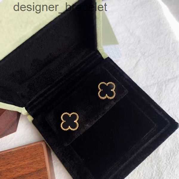 Earrings Designer For Women Wholesale Four Leaf Clover Earring Luxury Gold Plated 18K Earings Party Jewelry Stud Diamond Earing Classic Valentine's Day Gift 1GXAN
Earrings Designer For Women Wholesale Four Leaf Clover Earring Luxury Gold Plated 18K Earings Party Jewelry Stud Diamond Earing Classic Valentine's Day Gift 1GXAN