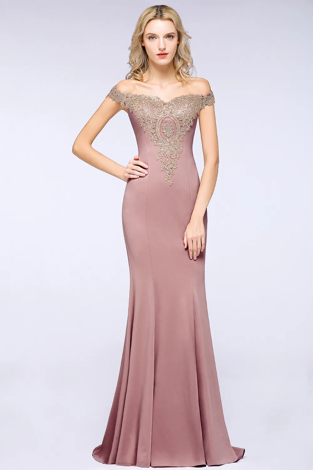 Designed Mermaid Bridesmaid Dresses Elegant Off Shoulder Lace Appliques Backless Long Satin Wedding Guest Party Evening Gowns Cps1080
