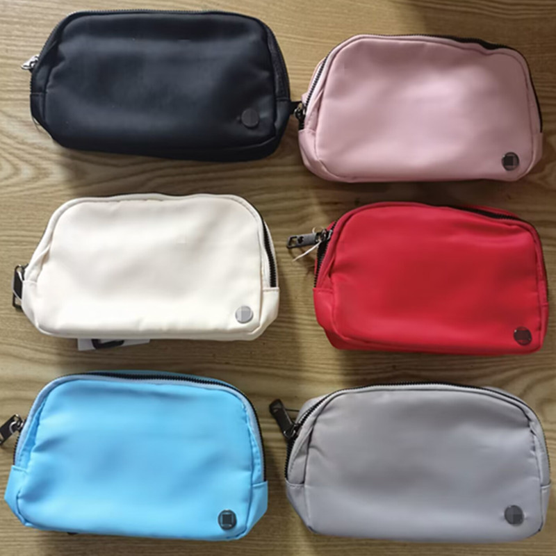 Lu Outdoor Sports Belt Bag Official Model Men's and Women's Sports Waist Bag Crossbody Bag 1L Capacity with Brand Logo Upgrade Metal Label Outdoor Bag
Lu Outdoor Sports Belt Bag Official Model Men's and Women's Sports Waist Bag Crossbody Bag 1L Capacity with Brand Logo Upgrade Metal Label Outdoor Bag
