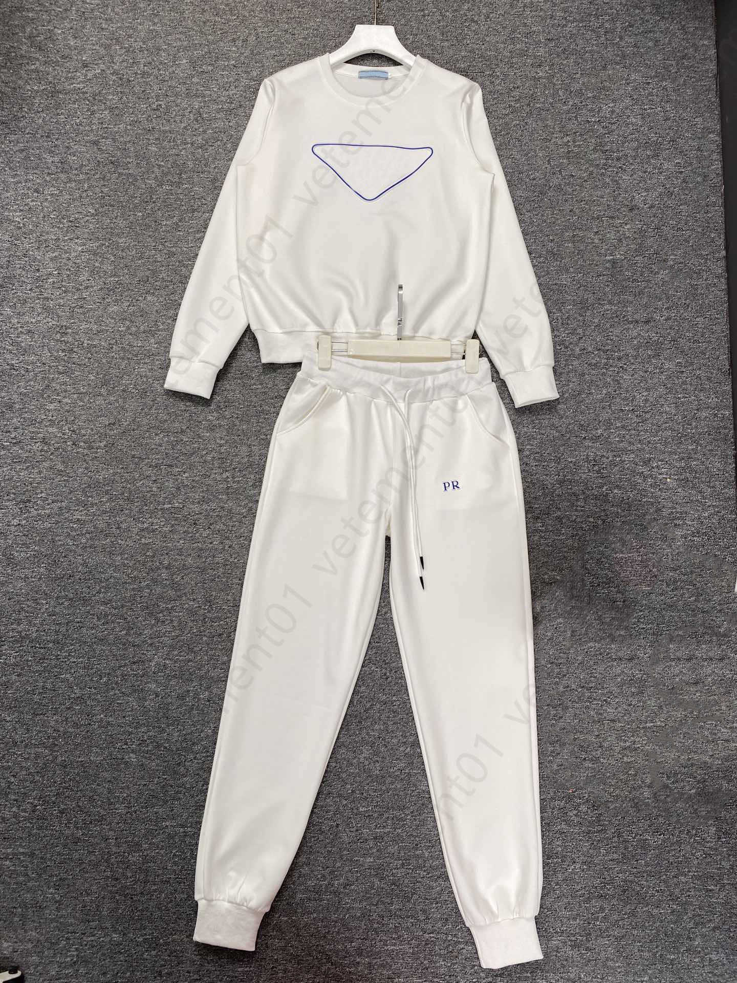 Women's Tracksuits … - image