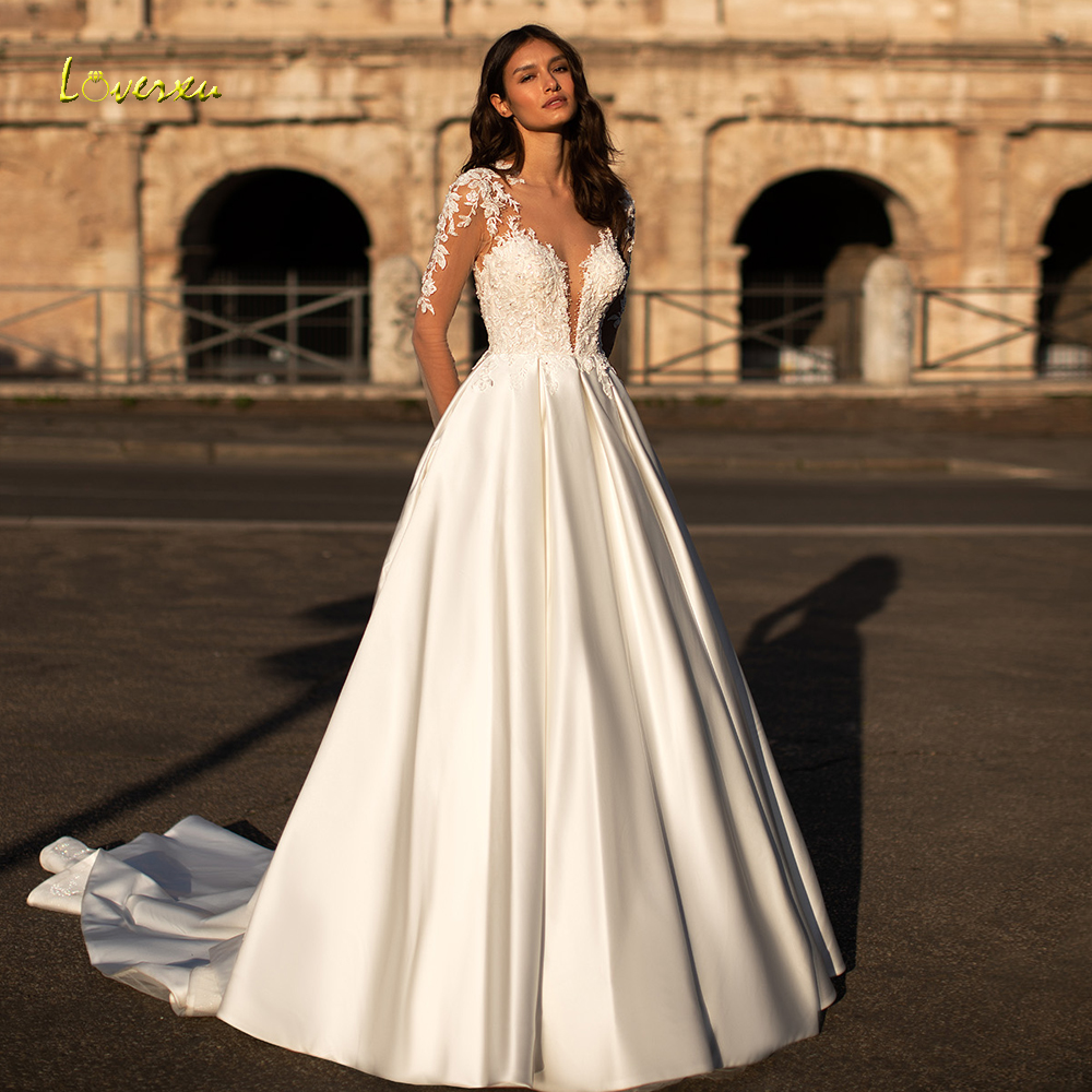 Vintage Sheer A e Wedding Dresses Lace Appliqued Bridal Gowns O Neck Long Sleeve Ruched Satin Vestido De Mariee