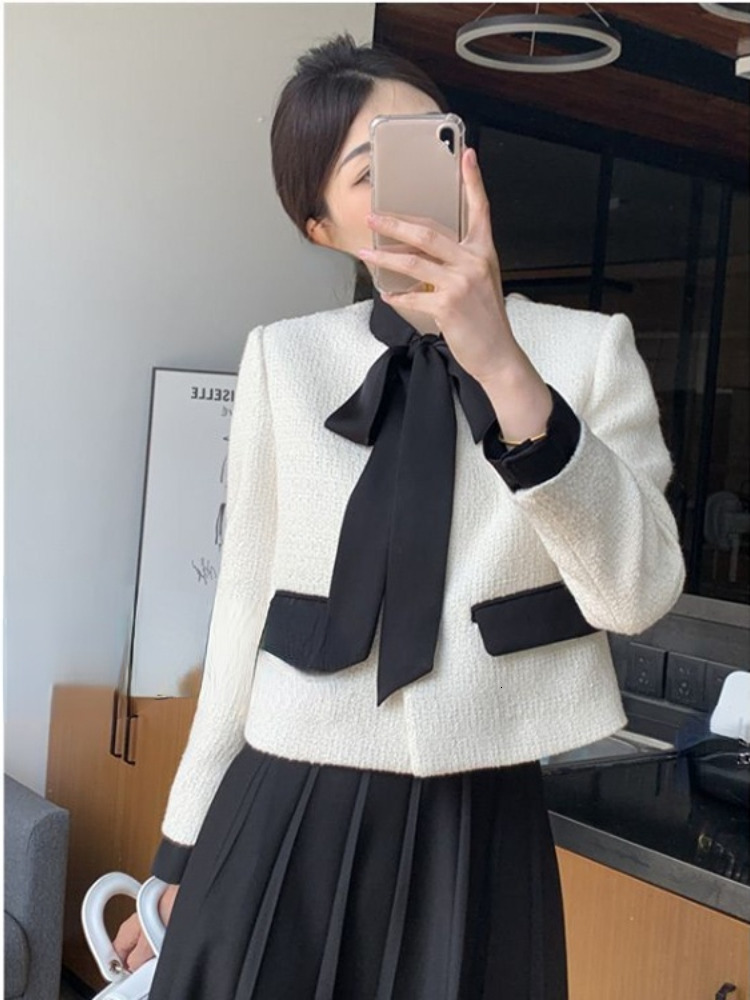 Women's Jackets Y2k Elegant Loose Women's Crop Coat Autumn O-Neck Cute Bow Patch Work Women's Contrast Color Matching Sweet tweed Jacke