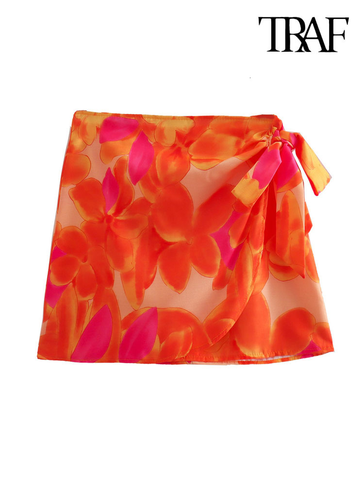 Two Piece Dress TRAF Women Fashion Front Metal Hooks Printed Bustier Tops And With Bow Tied Printed Mini Skirt Female Two Piece Sets Mujer 230424