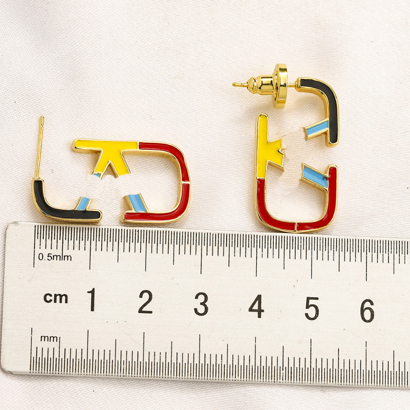 2023 Charm Earrings 18K Gold Plated Jewelry Womens Gift Stud Earrings Wedding Party Love Earrings 925 Silver Jewelry Wholesale Stainless Steel Accessories
2023 Charm Earrings 18K Gold Plated Jewelry Womens Gift Stud Earrings Wedding Party Love Earrings 925 Silver Jewelry Wholesale Stainless Steel Accessories