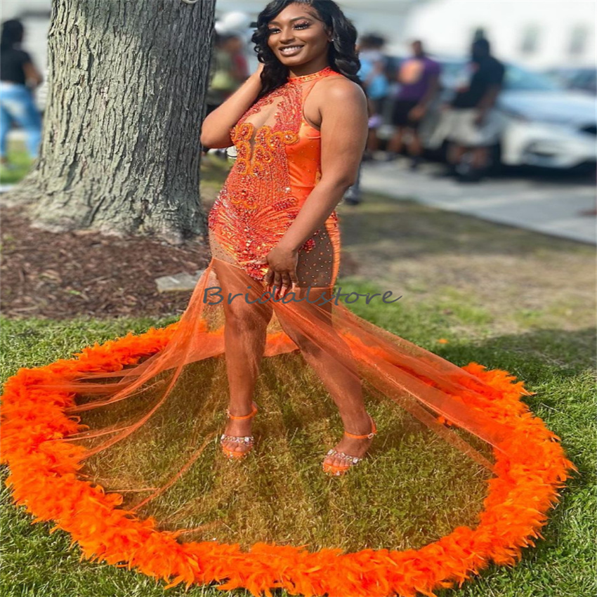 Luxury Black Girl Feather Prom Dress Orange Mermaid Beaded Plus Size Evening Dress Open Back Sleeveless Sexy Birthday Party Wear 2023 Formal Occasion 