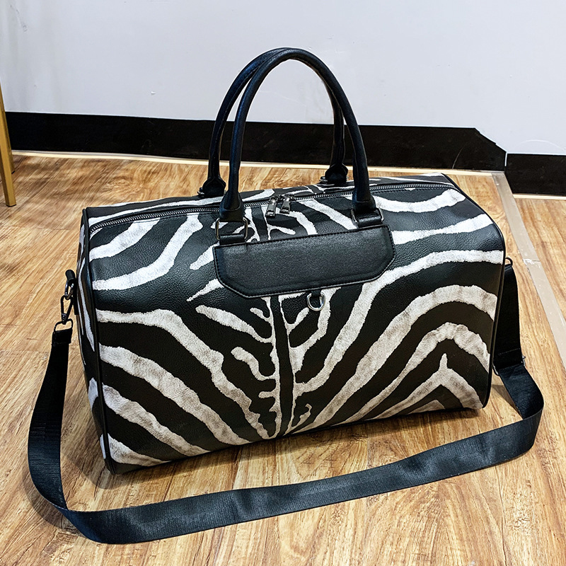 Evening Bags Koper Besar Tas Tangan Pola Zebra Kulit Wanita Bahu Duffers Tote untuk Perjalanan 230425