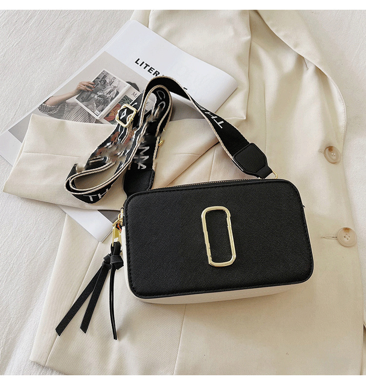 New cross-body bag, vintage contrast small square bag, one-shoulder cross-body camera bag, White
New cross-body bag, vintage contrast small square bag, one-shoulder cross-body camera bag, White