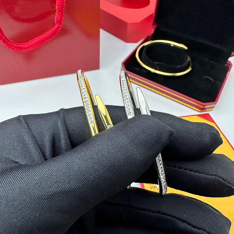 Nail Bracelet Love Gold Braclet Designer Bracelet Gold Silver Rose Gold Cuff Bangle with Diamonds Bracelets Womens Mens Bracelet 
Nail Bracelet Love Gold Braclet Designer Bracelet Gold Silver Rose Gold Cuff Bangle with Diamonds Bracelets Womens Mens Bracelet