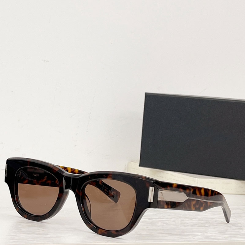 Designer Men and Women Sunglasses Classic Fashion SL573 Retro UV Protection Quality Luxury Style with box
Designer Men and Women Sunglasses Classic Fashion SL573 Retro UV Protection Quality Luxury Style with box