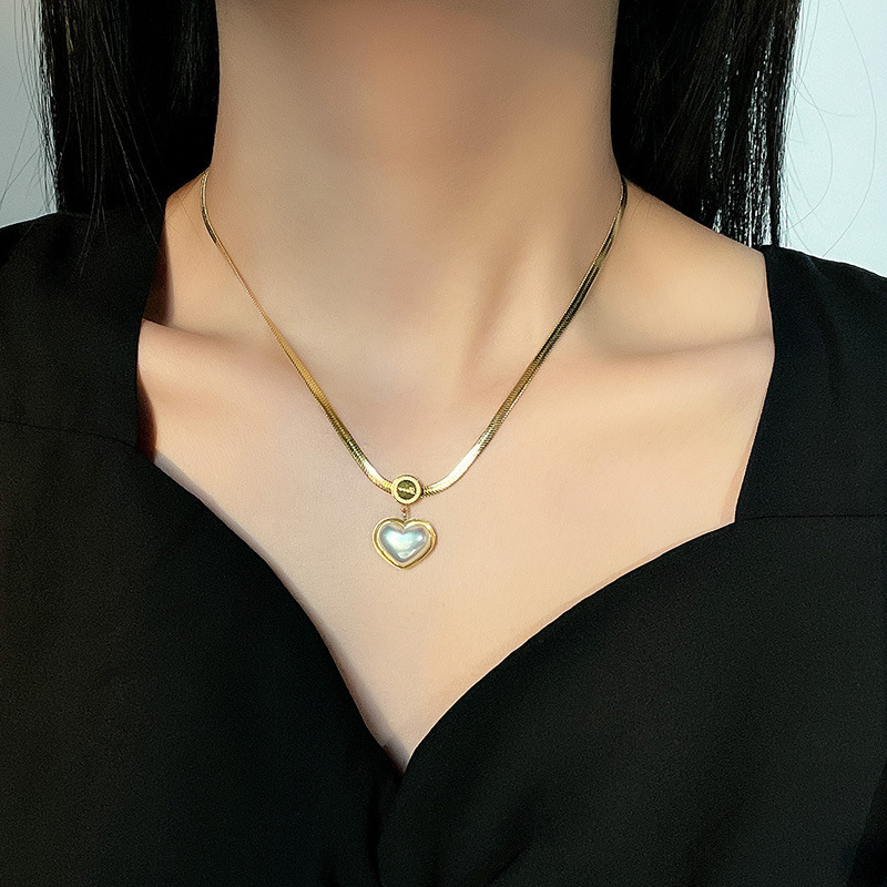 Strands Strings 316L Stainless Steel Fashion High end Jewelry Carving Love Heart Shape Pearl Charms Chain Choker Necklaces Earrings For Women 230424