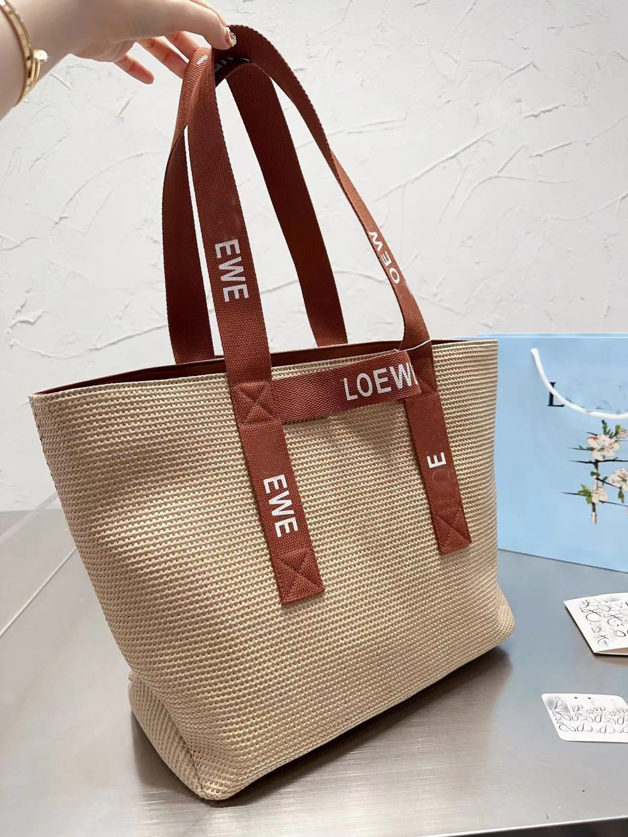 Summer Beach Straw Bag Shoulder tote Bags totes handbag Vintage Handmade Women Lady Knitted Rattan Large Capacity, Black
Summer Beach Straw Bag Shoulder tote Bags totes handbag Vintage Handmade Women Lady Knitted Rattan Large Capacity, Black