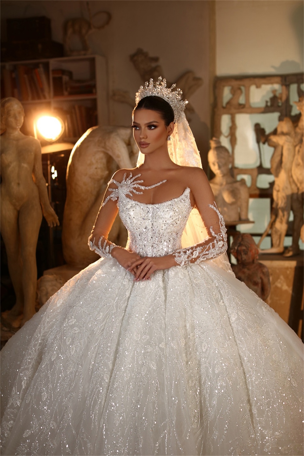 Princess Ivory Lace Wedding Dresses Ball Gown Illusion Long Sleeve wers Appliques Mariage Bridal Gowns Vestido de noiva