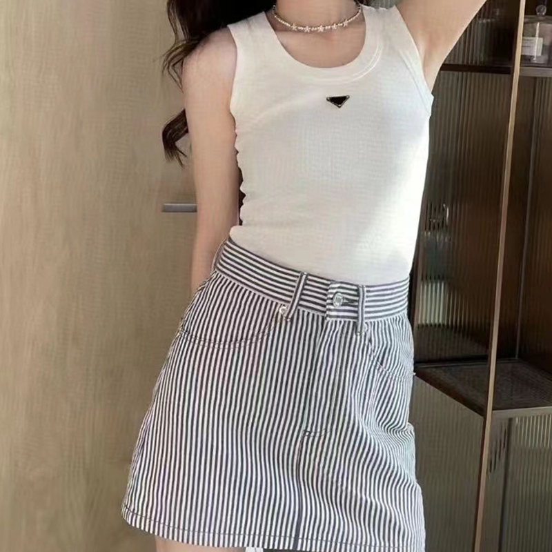 Womens Tanks Camisole Solid color classic triangle logo summer outer wear suspender vest stylish casual, Black
Womens Tanks Camisole Solid color classic triangle logo summer outer wear suspender vest stylish casual, Black